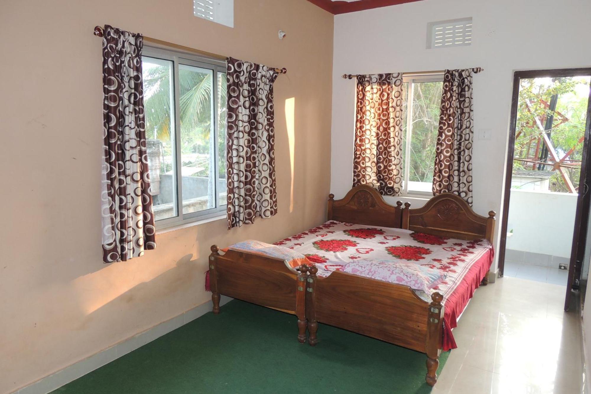 Surya Inn Konarka Kamer foto