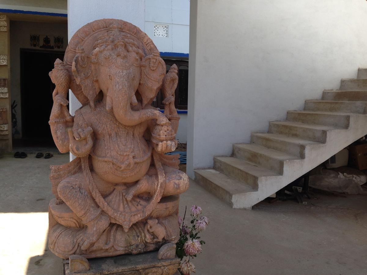 Surya Inn Konarka Buitenkant foto
