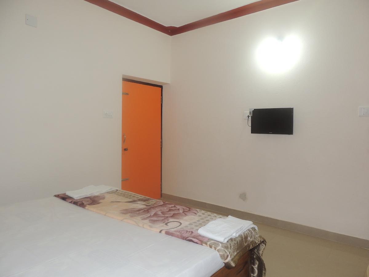 Surya Inn Konarka Buitenkant foto