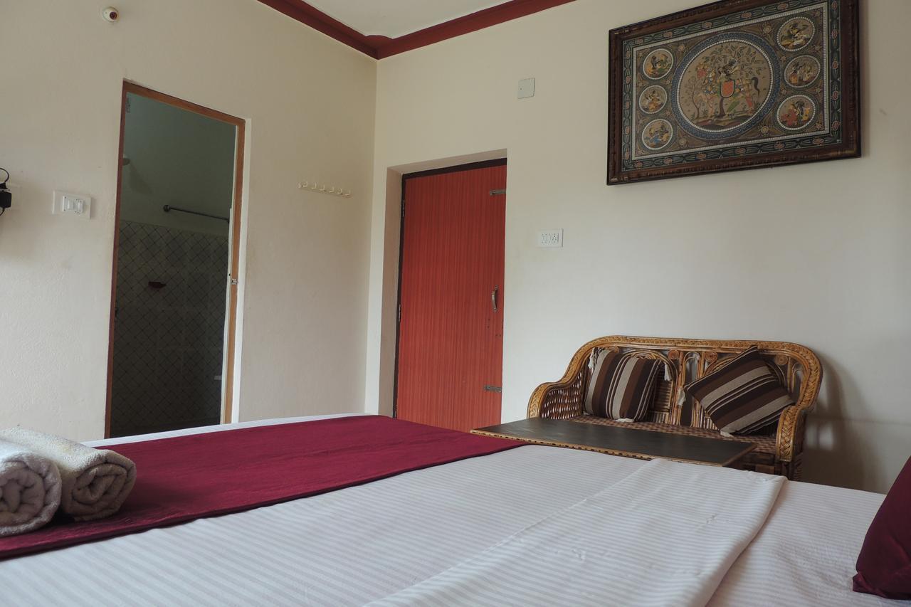 Surya Inn Konarka Buitenkant foto