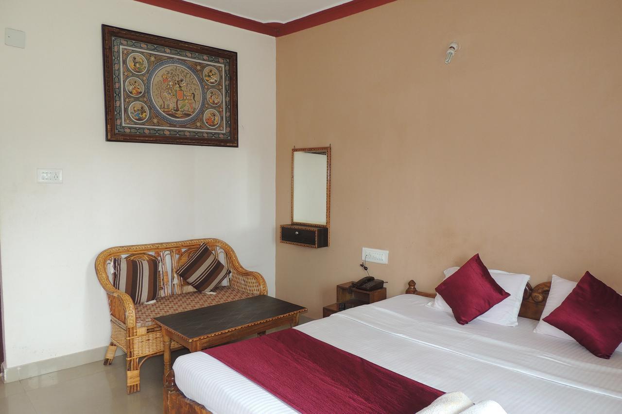 Surya Inn Konarka Buitenkant foto