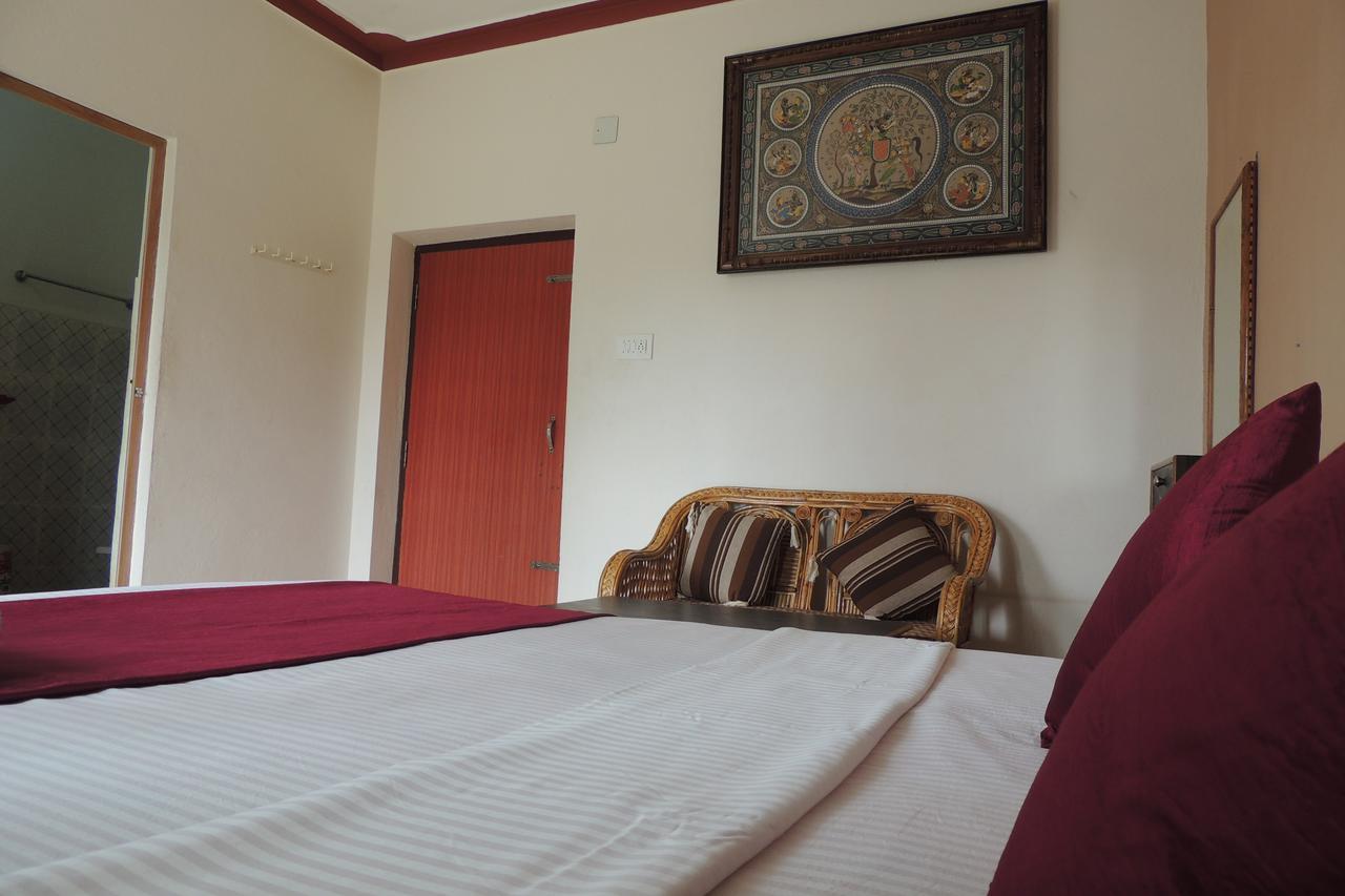 Surya Inn Konarka Buitenkant foto