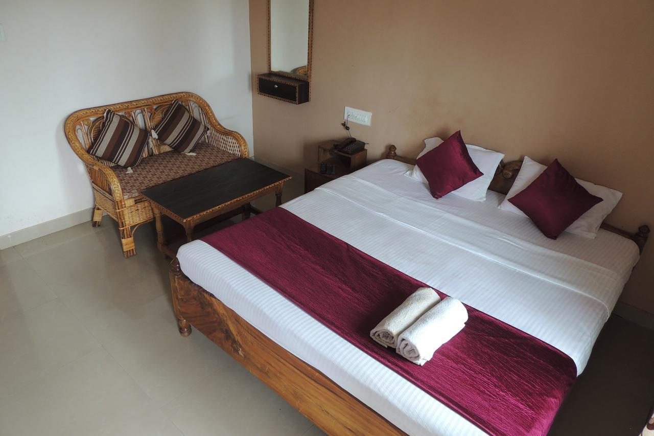 Surya Inn Konarka Buitenkant foto