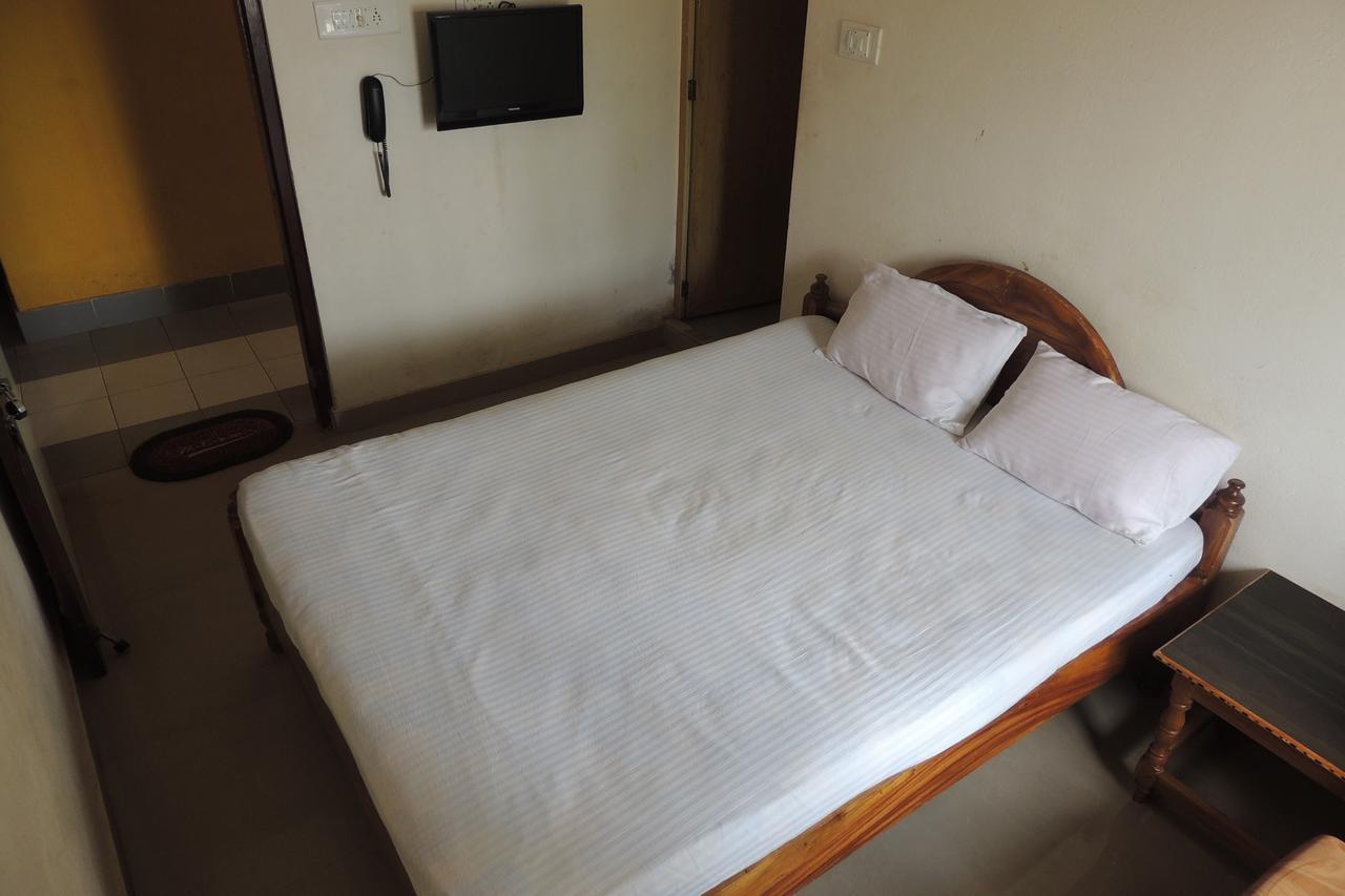 Surya Inn Konarka Buitenkant foto