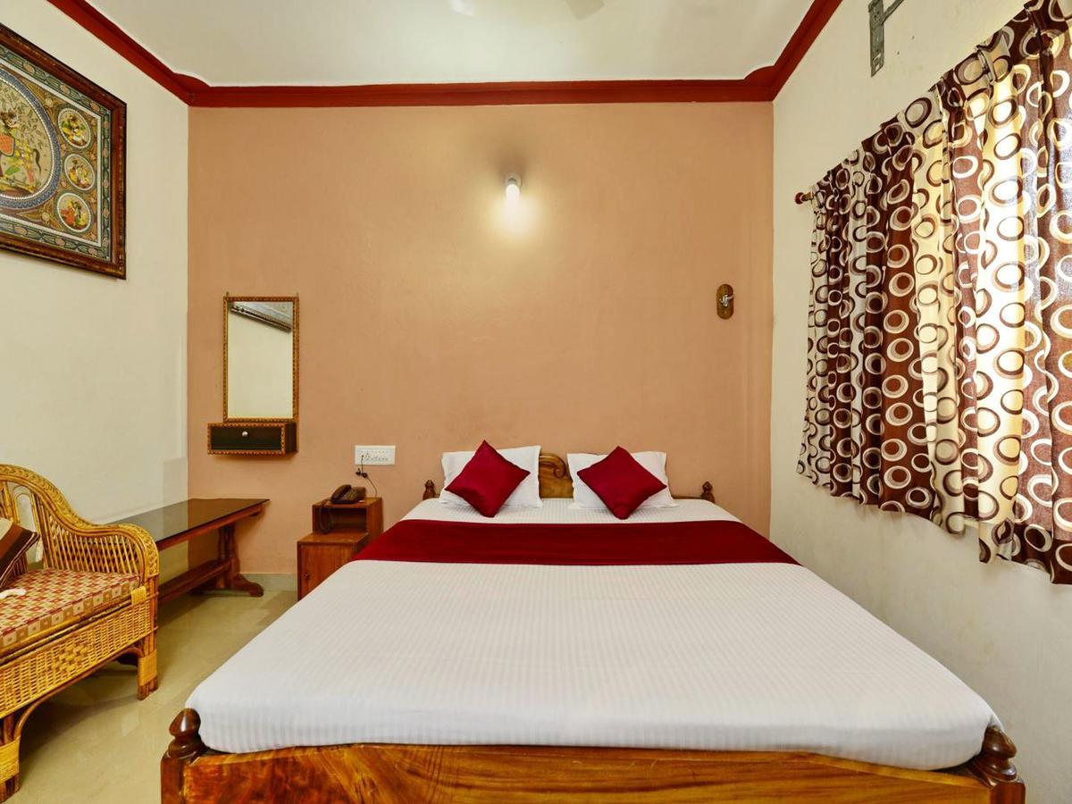 Surya Inn Konarka Buitenkant foto